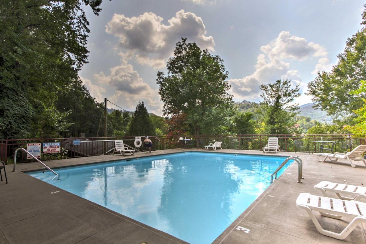 Gatlinburg Mountain Penthouse With Private Terrace! 아파트 외부 사진
